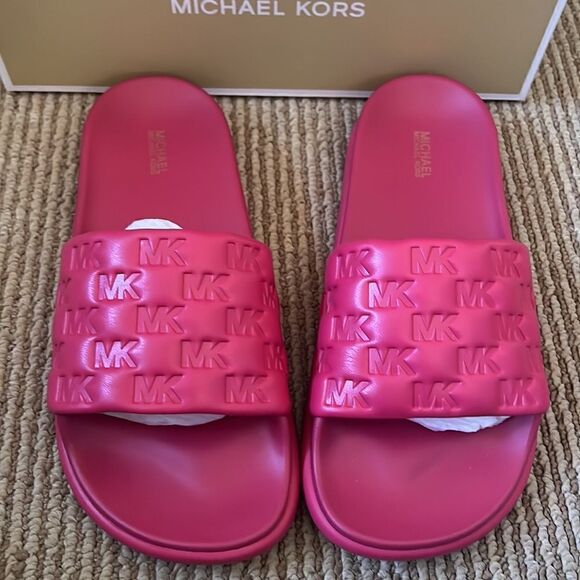 NWT Michael Kors Finnie vegan slides hot pink sandals 8 - Picture 1 of 7